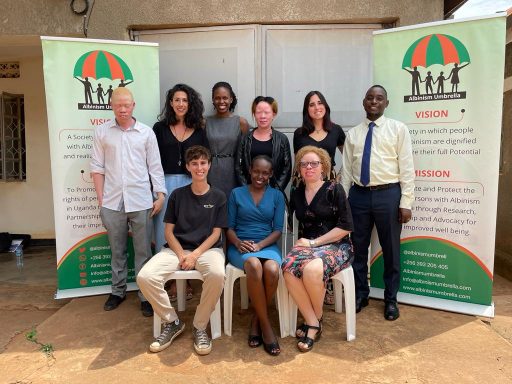 En Ruanda y Uganda nos proponemos apoyar a 1000 personas con albinismo