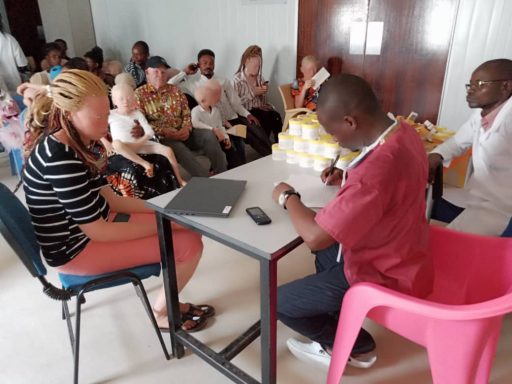 Apoyamos a las personas con albinismo en República Democrática del Congo