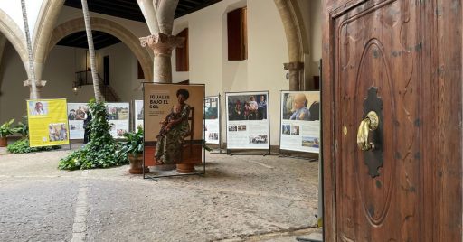 “Iguales bajo el sol”: una exposición que da voz a las personas con albinismo en África